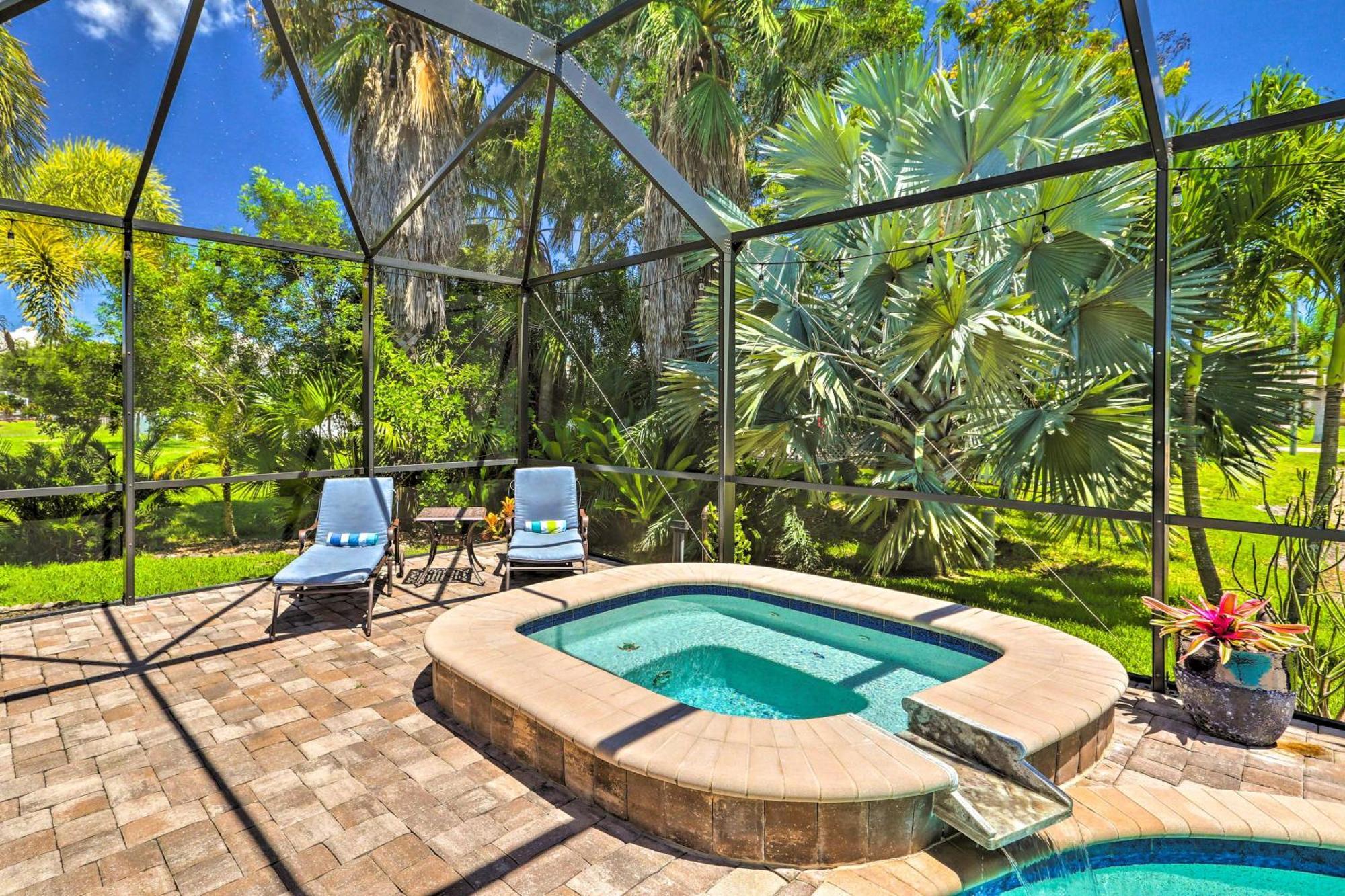 Tropical Cape Coral Retreat With Hot Tub And Pool! Villa Exterior photo